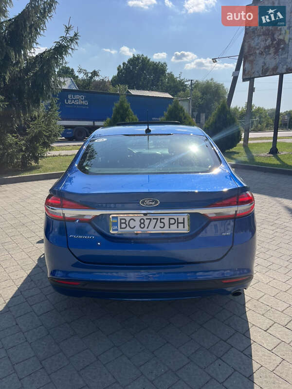 Седан Ford Fusion 2016 в Львове