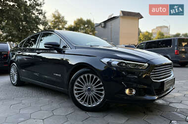Седан Ford Fusion 2014 в 