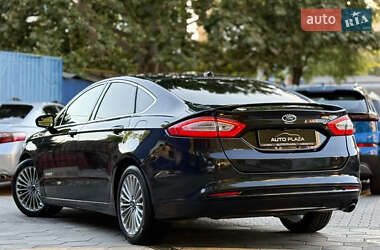 Седан Ford Fusion 2014 в 