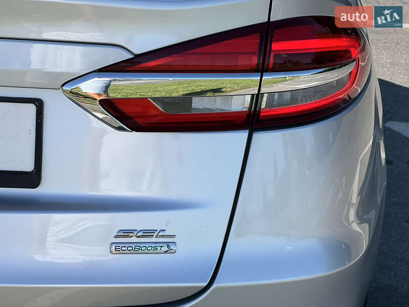 Седан Ford Fusion 2019 в Вінниці