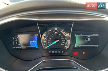 Седан Ford Fusion 2013 в 