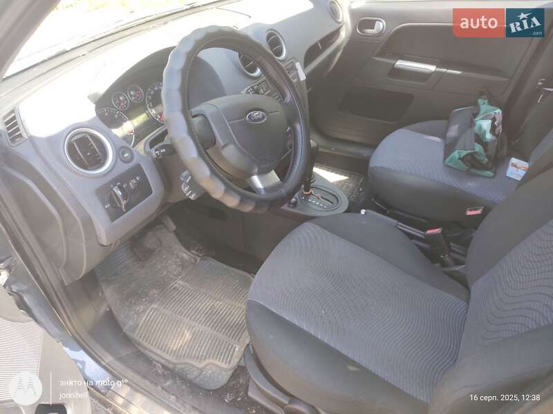 Хэтчбек Ford Fusion 2010 в Киеве
