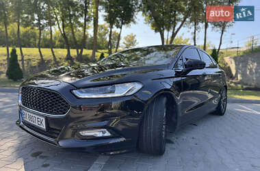 Седан Ford Fusion 2015 в 