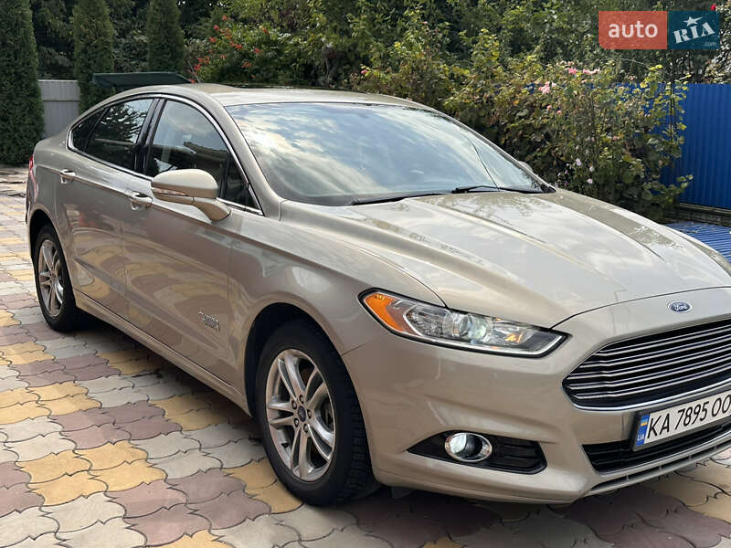 Седан Ford Fusion 2015 в Василькове