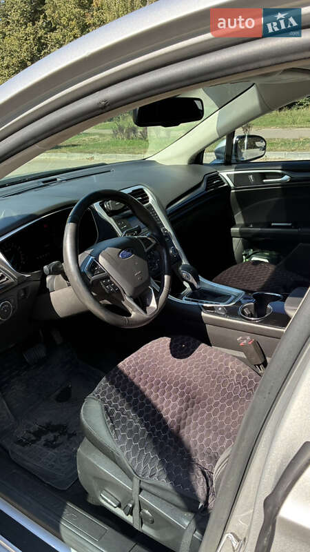 Седан Ford Fusion 2014 в Кропивницком