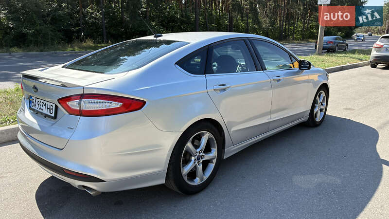 Седан Ford Fusion 2014 в Кропивницком
