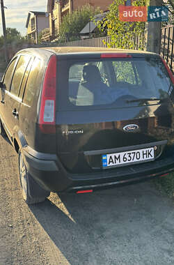 Хэтчбек Ford Fusion 2006 в 