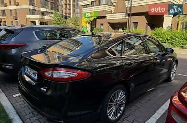 Седан Ford Fusion 2014 в 