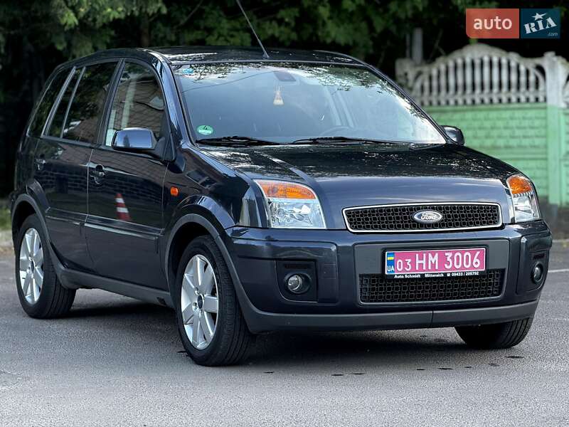 Хетчбек Ford Fusion 2009 в Дубні