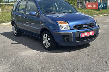 Хэтчбек Ford Fusion 2009 в 