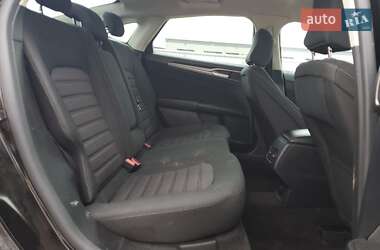 Седан Ford Fusion 2020 в 