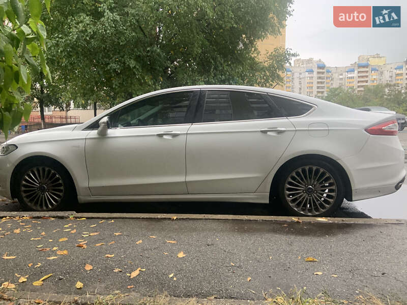 Седан Ford Fusion 2016 в Киеве фото 4 Седан Ford Fusion 2016 в Киеве