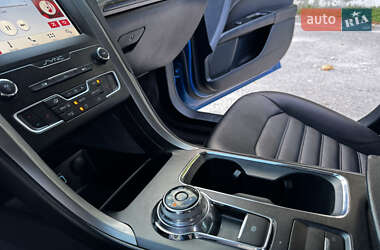 Седан Ford Fusion 2018 в 