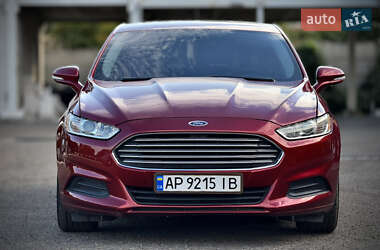 Седан Ford Fusion 2014 в 