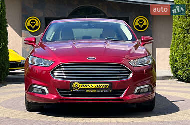 Седан Ford Fusion 2016 в 