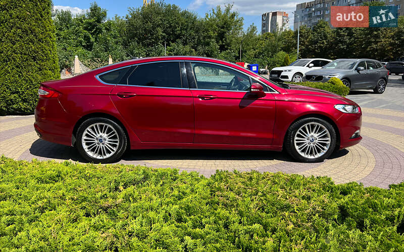 Седан Ford Fusion 2016 в Львові