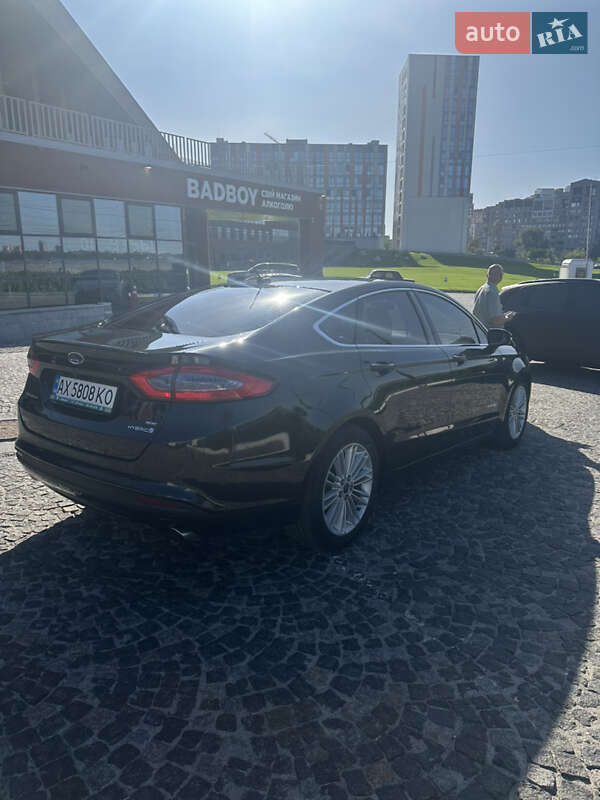 Седан Ford Fusion 2013 в Дніпрі