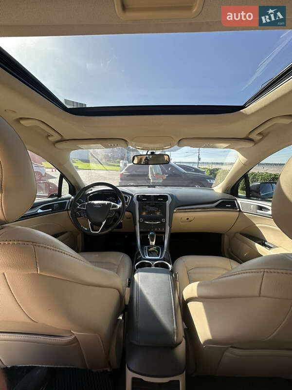 Седан Ford Fusion 2013 в Дніпрі