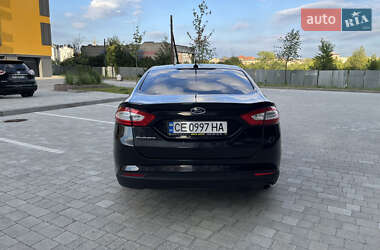 Седан Ford Fusion 2016 в 