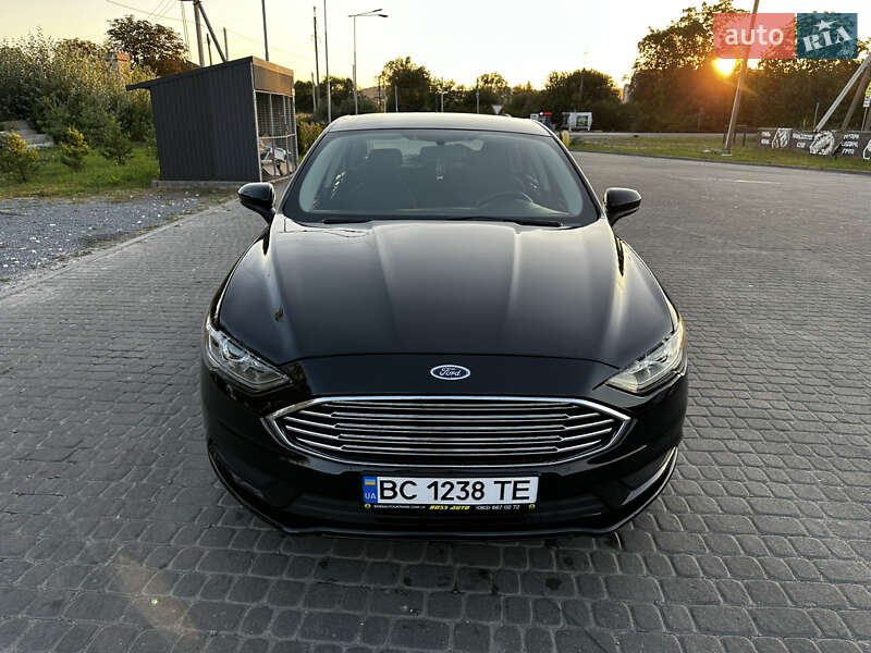 Седан Ford Fusion 2017 в Львові