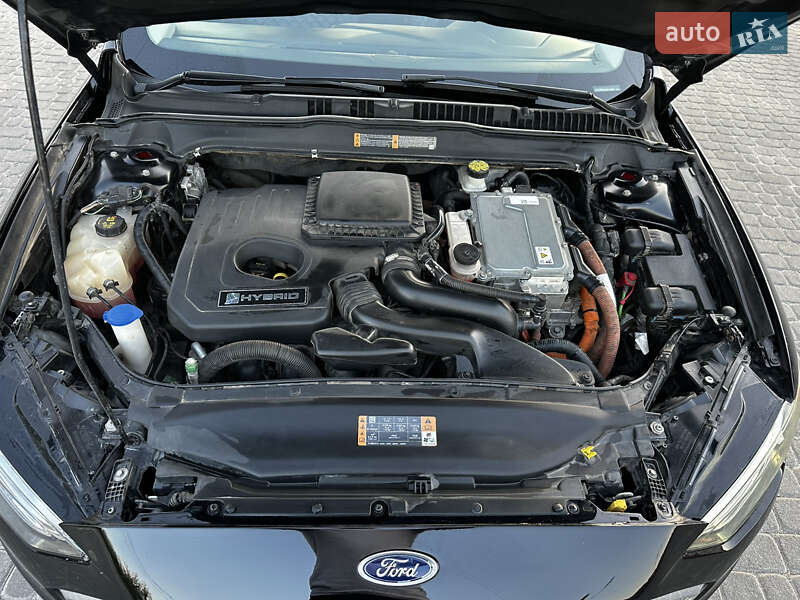 Седан Ford Fusion 2017 в Львові