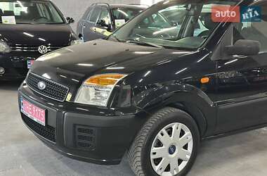Хэтчбек Ford Fusion 2006 в 