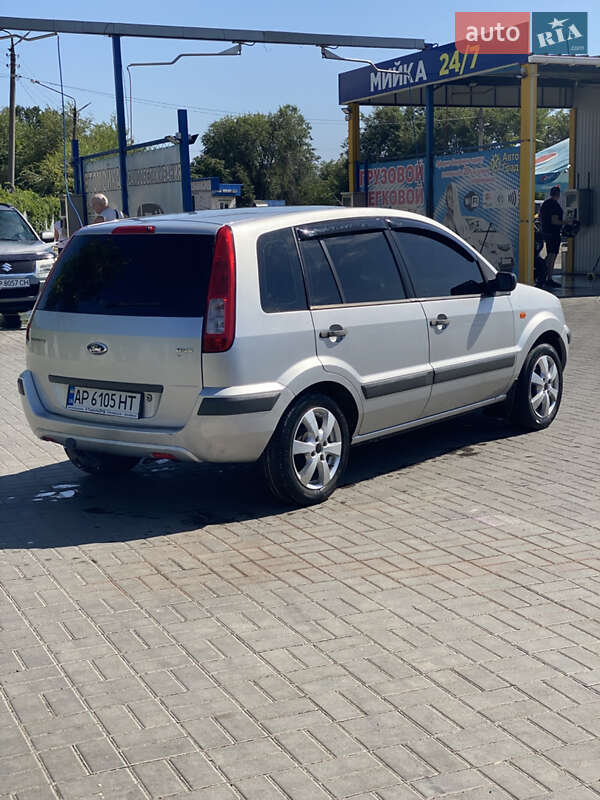 Хэтчбек Ford Fusion 2009 в Запорожье