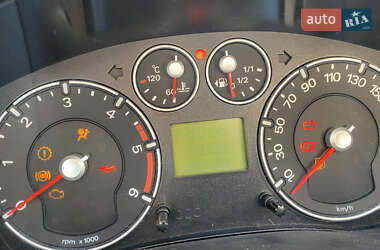Хэтчбек Ford Fusion 2009 в 