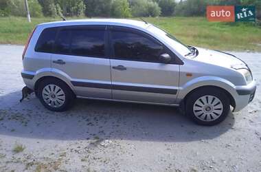Хэтчбек Ford Fusion 2009 в 