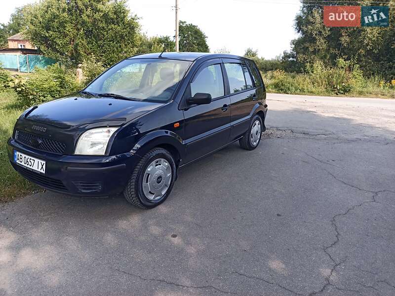 Ford Fusion 2004