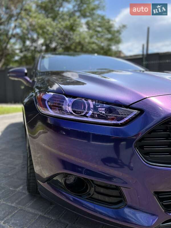 Седан Ford Fusion 2014 в Одесі