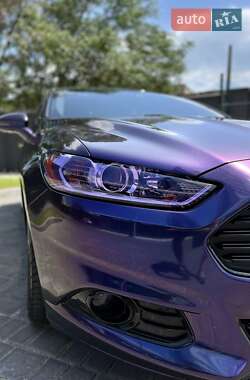 Седан Ford Fusion 2014 в 