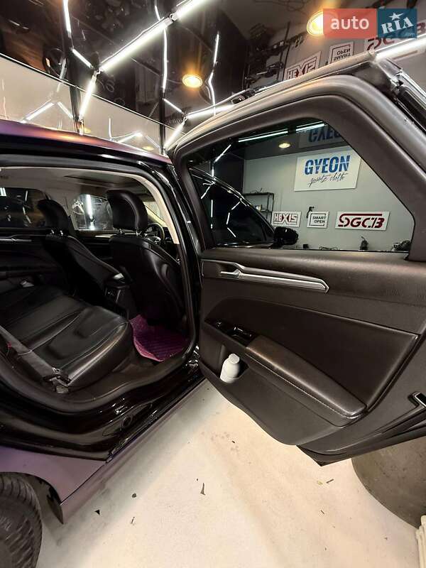 Седан Ford Fusion 2014 в Одесі