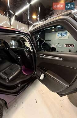 Седан Ford Fusion 2014 в 