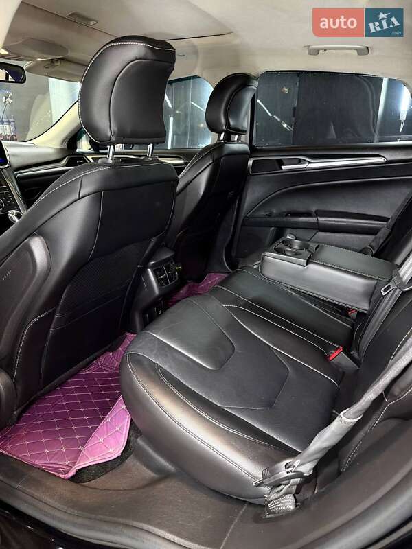 Седан Ford Fusion 2014 в Одесі