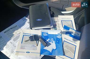 Хэтчбек Ford Fusion 2010 в 