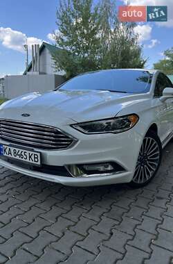 Седан Ford Fusion 2018 в 