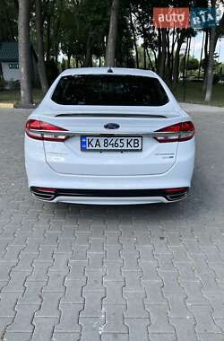 Седан Ford Fusion 2018 в 