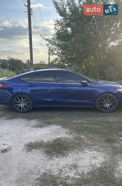Седан Ford Fusion 2012 в 