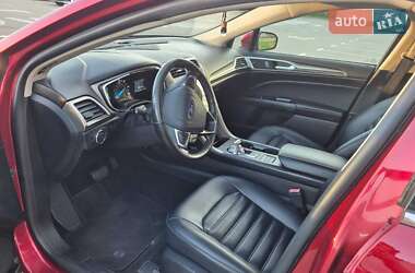 Седан Ford Fusion 2019 в 
