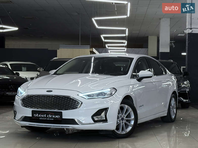 Ford Fusion 2019