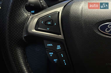 Седан Ford Fusion 2019 в 