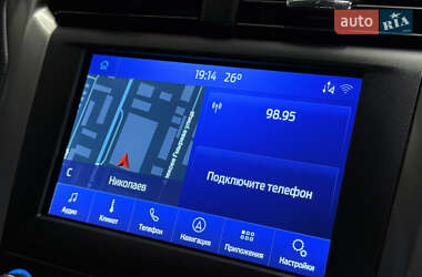Седан Ford Fusion 2019 в 