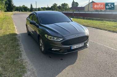 Седан Ford Fusion 2016 в 