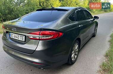 Седан Ford Fusion 2016 в 