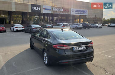Седан Ford Fusion 2017 в 