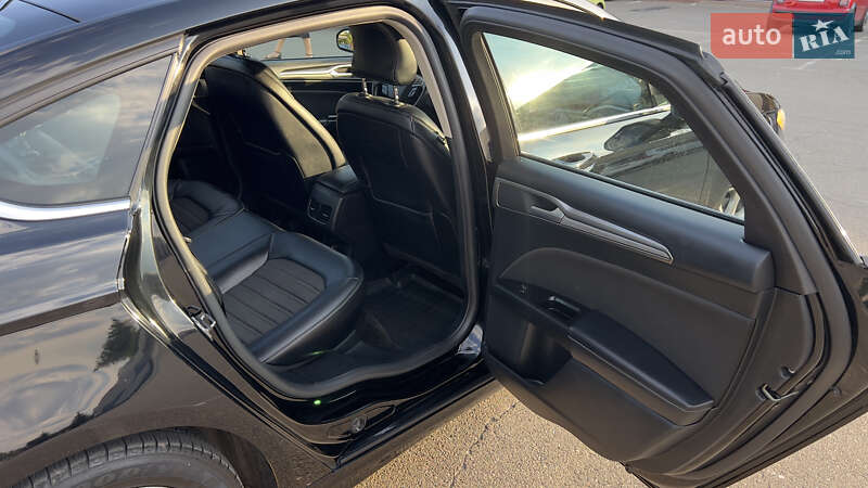 Седан Ford Fusion 2017 в Киеве фото 18 Седан Ford Fusion 2017 в Киеве