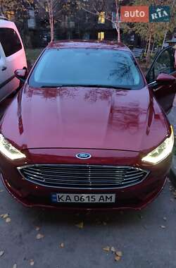 Седан Ford Fusion 2018 в 