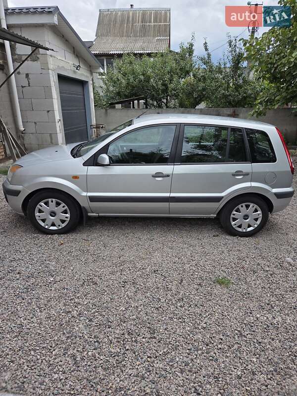 Хетчбек Ford Fusion 2009 в Києві фото 5 Хетчбек Ford Fusion 2009 в Києві