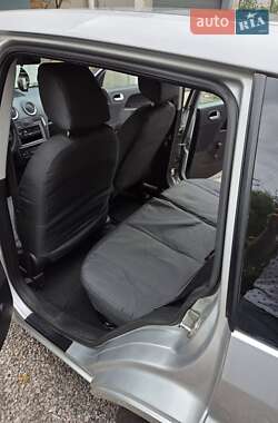 Хэтчбек Ford Fusion 2009 в 